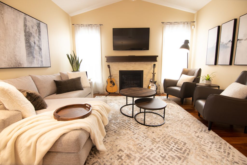 DA5A0045 Web Calgary feng shui, calgary organizer, calgary decorator,