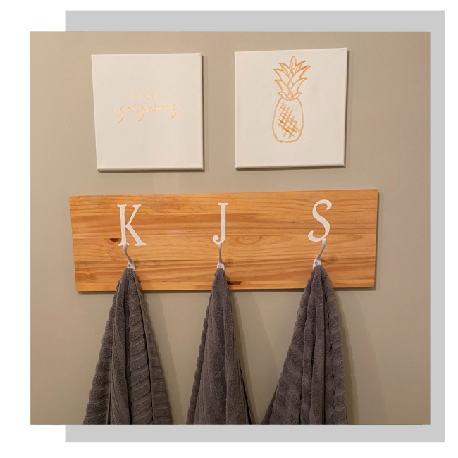 Customized Bathroom Organization