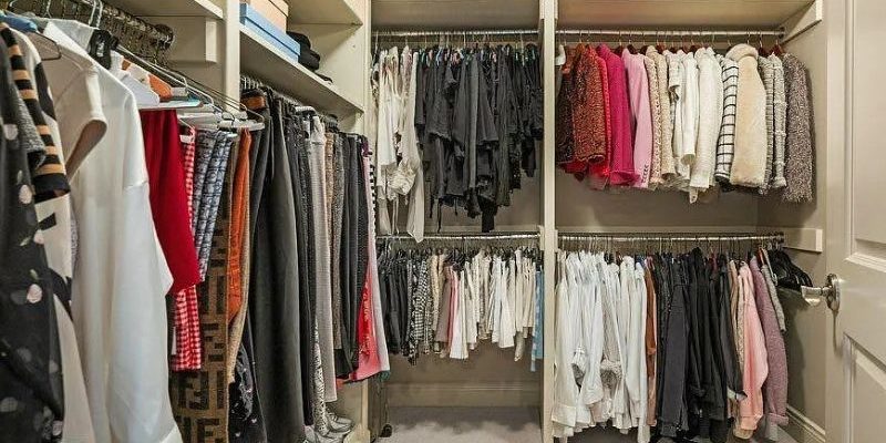 Organized Closet_jpg